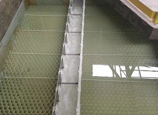 如何選購到性價比高的食品污水處理設(shè)備，專業(yè)廠商為您解答！02